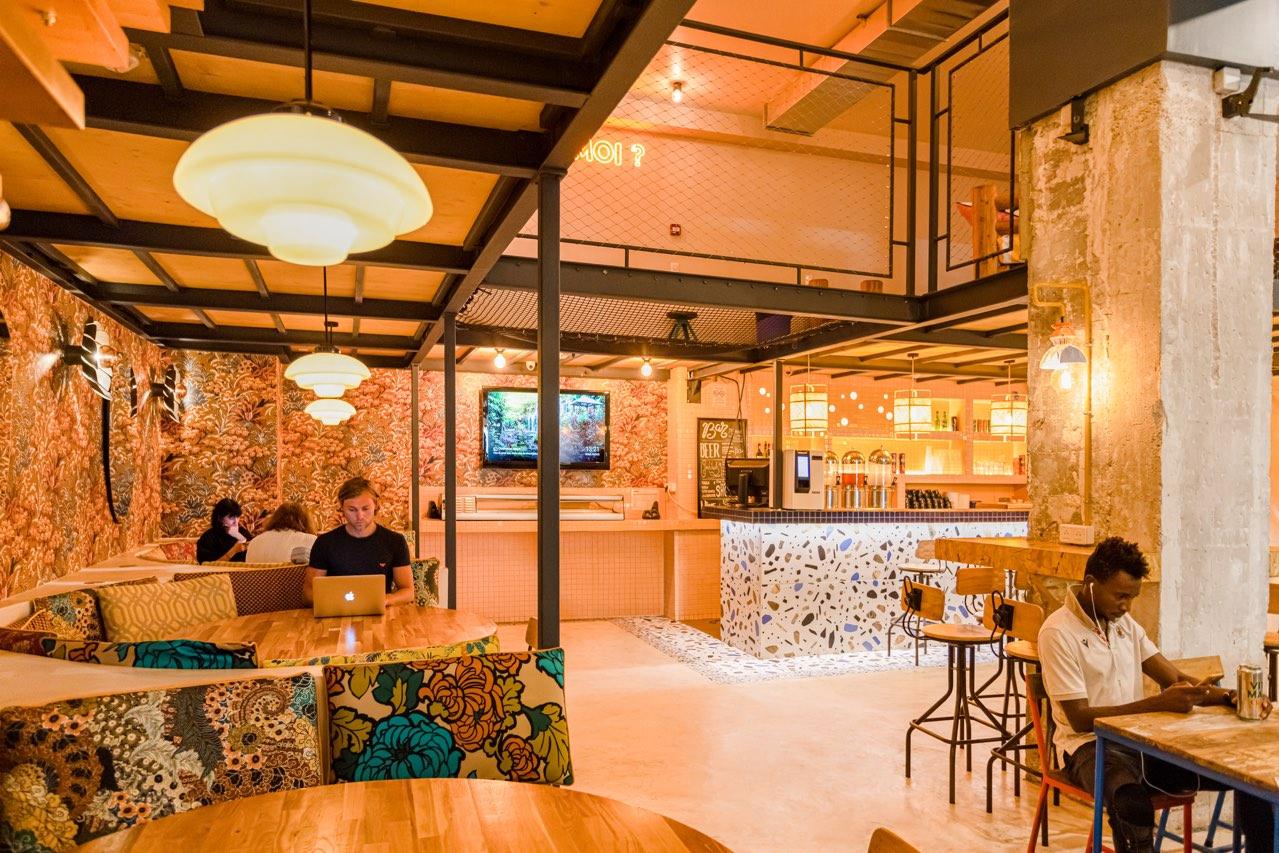 Villa Saint Exupery Beach Hostel Nice Bagian luar foto The interior of the first Starbucks in Tokyo, Japan